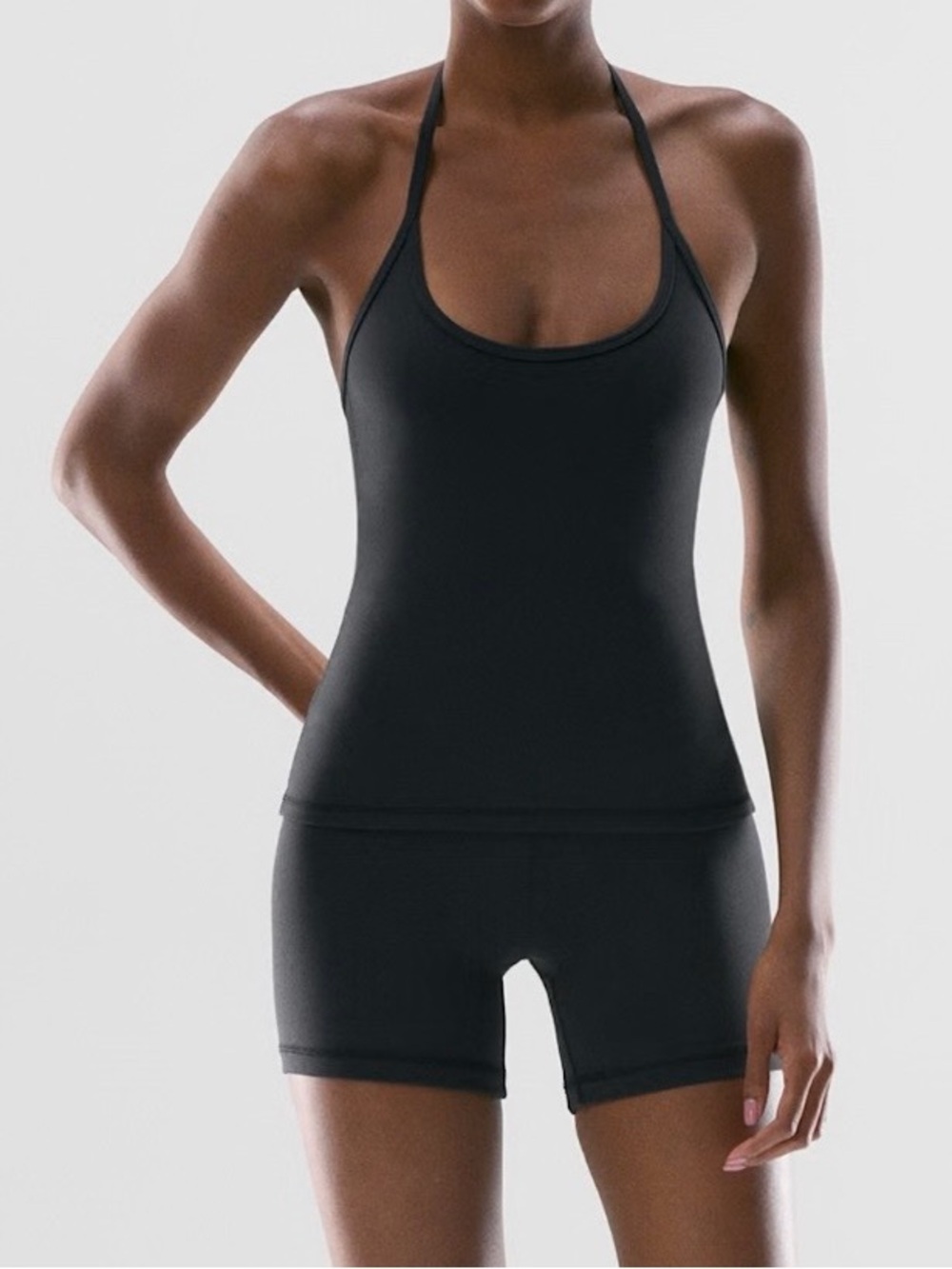 Aritzia LIFE Essential Cami Halter M